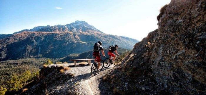 Oplev Zugspitz fra fugleperspektiv eller mountainbike