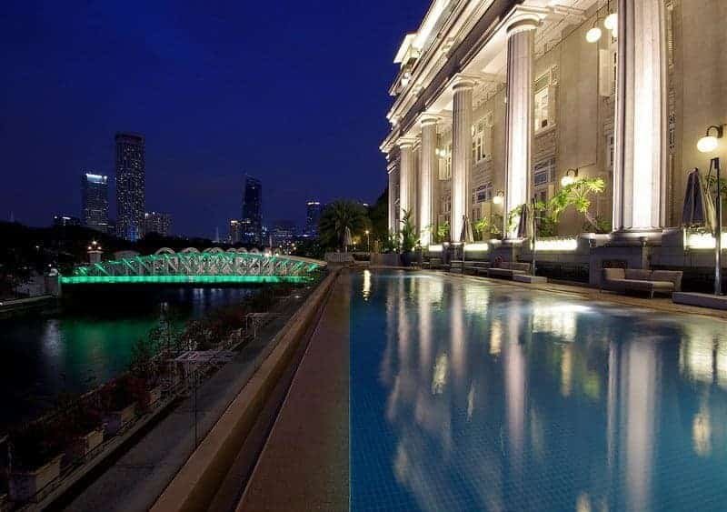 Fullerton-Hotel-view