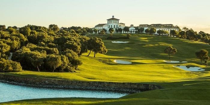 La Reserva golfbane
