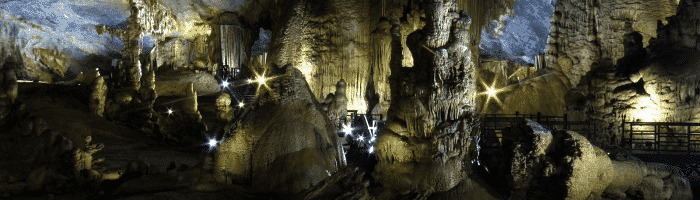 The Dark Cave i Vietnam: På eventyr med zip-lining og grotter