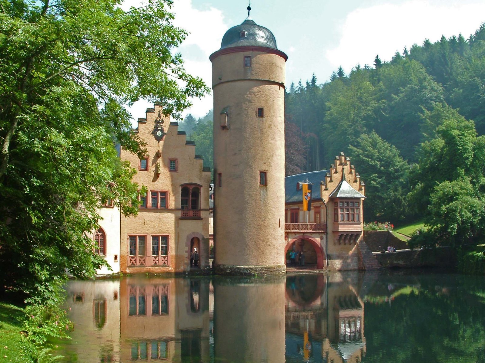 Mespelbrunn Castle