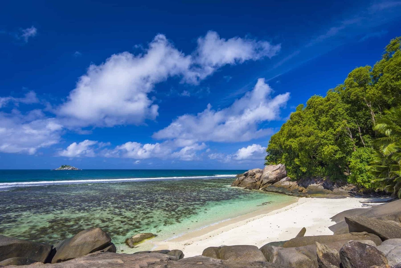 Moyenne Island is a small island in the Ste Anne Marine National Park off the north coast of Mahé, Seychelles