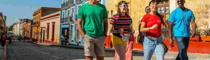 Intrepid travel agency. Mexico