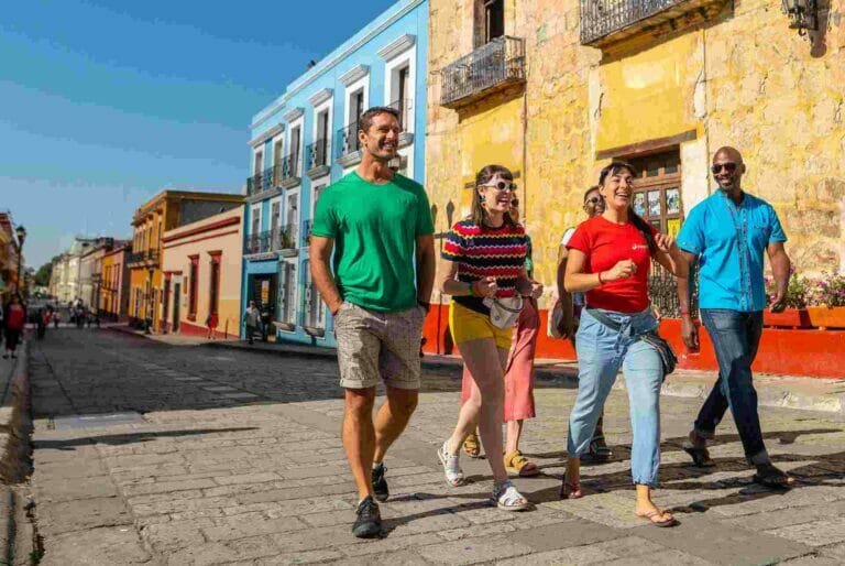 Intrepid travel agency. Mexico