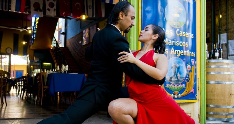 Tango in the street, Buenos Aires