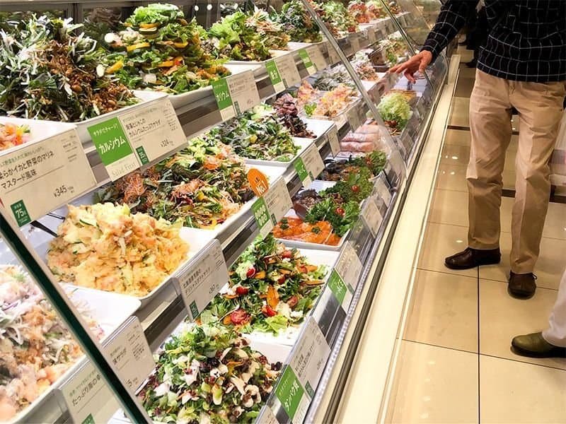 Depakchipa is name for basement-level food markets in Japan