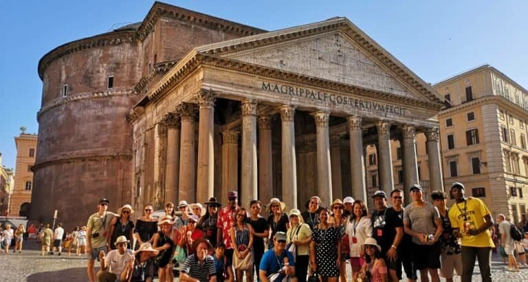 Expat Explore Travel