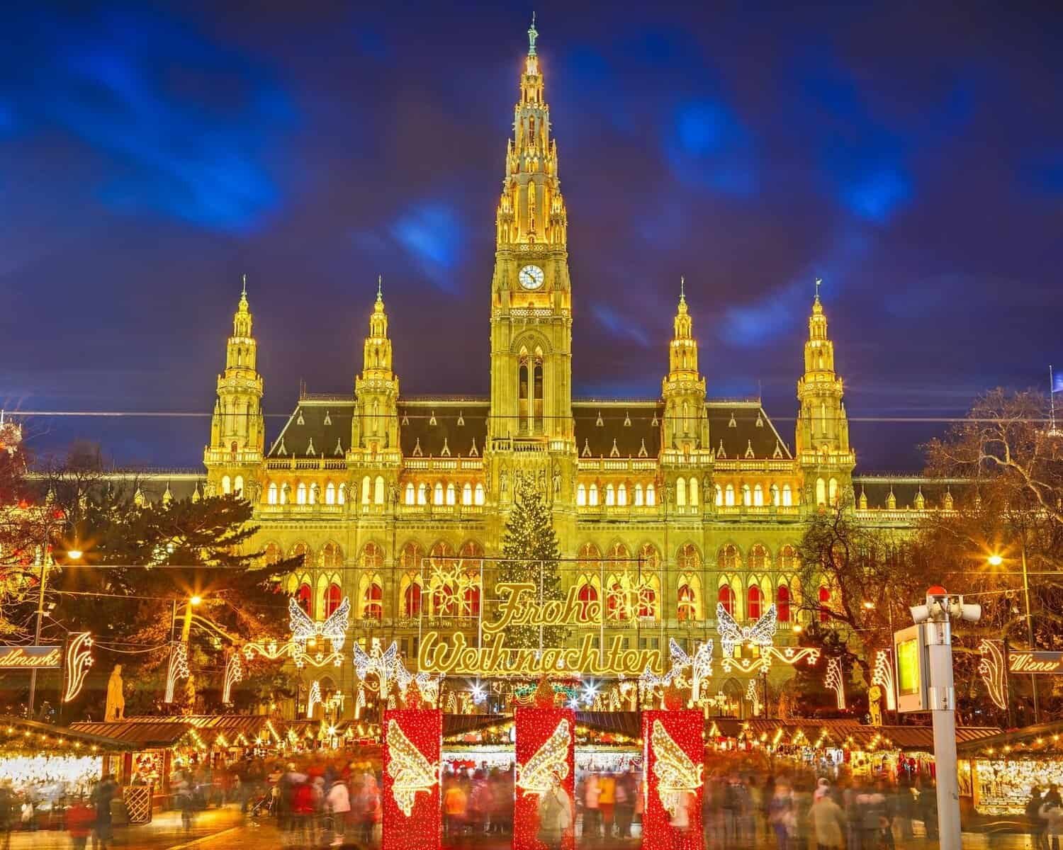 Rathaus and Christmas market in Vienna