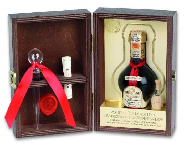 Aceto Balsamico from top producer in Modena
