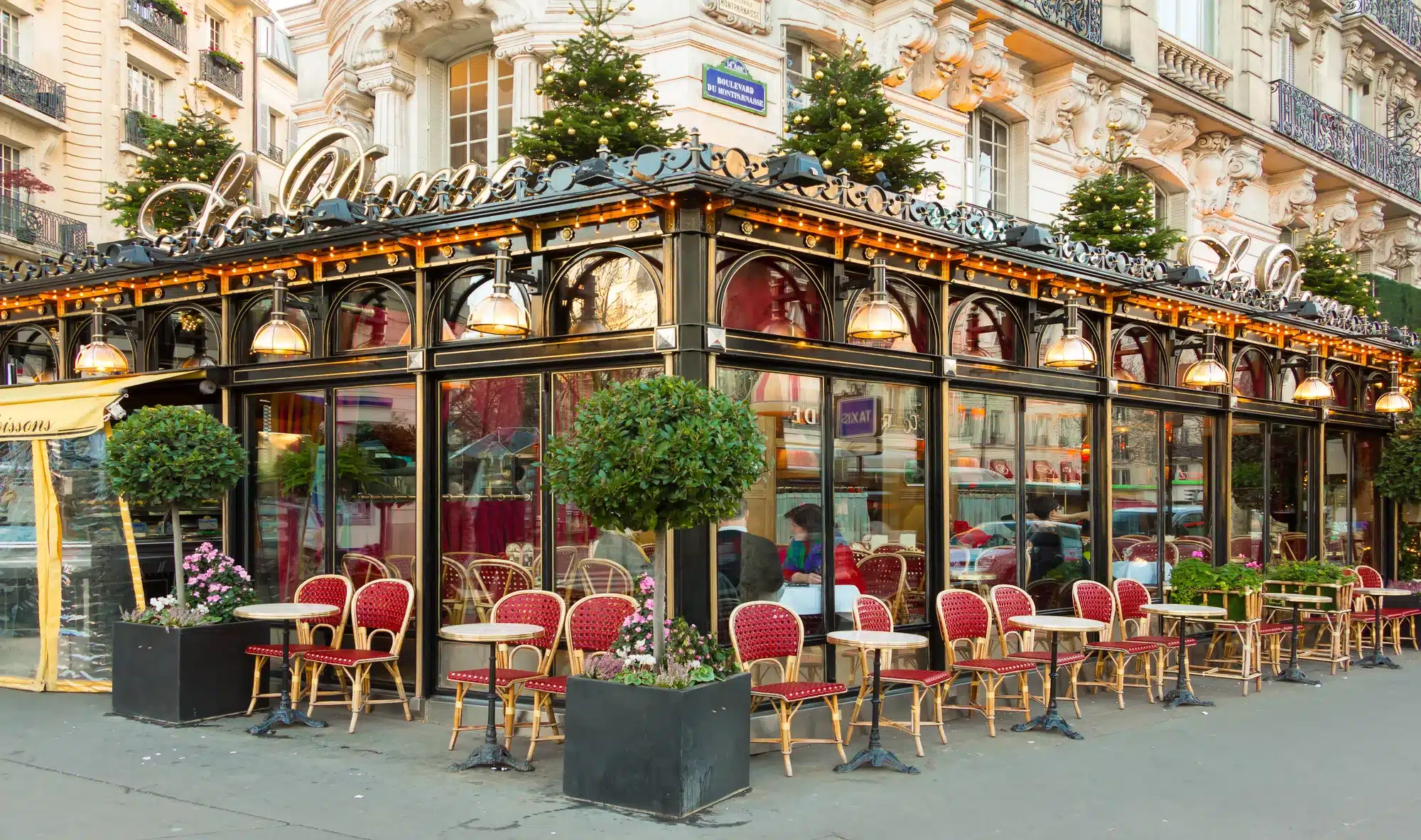 The famous restaurant Le Dome, Paris, France. Here, among others, met Ernest Hemingway and Picasso often
