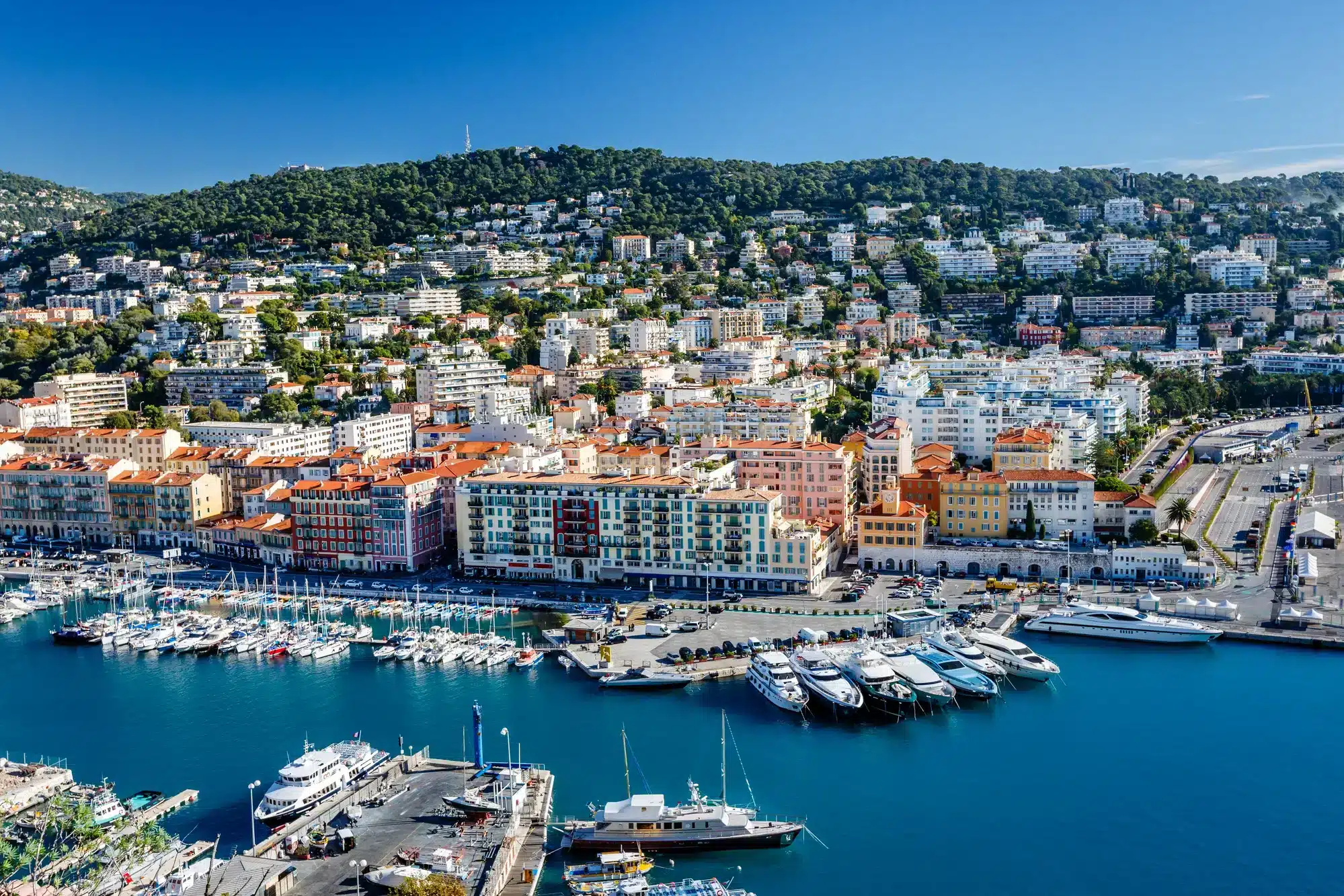 What is it like to have a holiday home in Nice? The largest city on the French Riviera, known for its beauty, charm and lively atmosphere